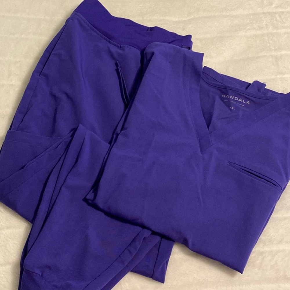 Mandala scrubs
